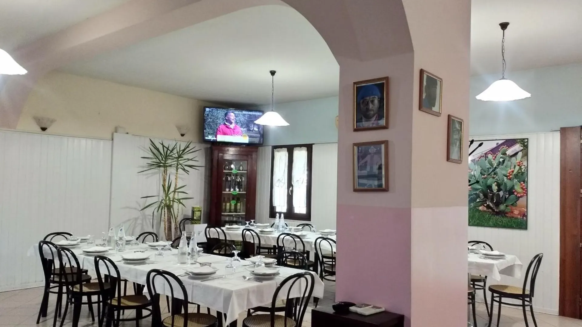 Inn Laghi Paradiso Rovereto sulla Secchia Italy